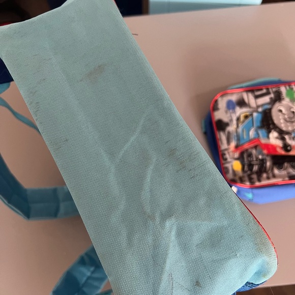 Thomas the Train Bookbag and Lunchbag Set - Picture 6 of 7